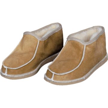 70mens-slippers-available-in-two-colors.jpg